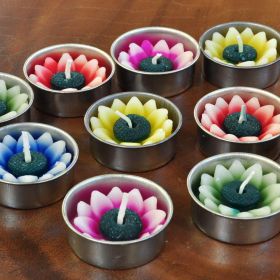 Duftkerzen Teelichter Blüten diverse Farben 10er Pack