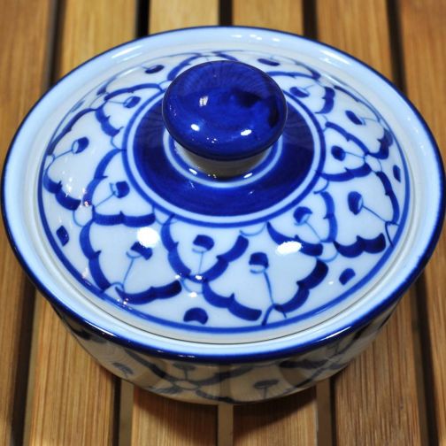 Thailändische Keramik Schale mit Deckel 10,5x10,5x7cm