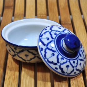 Thai ceramic Bowl with lid 10,5x10,5x7cm