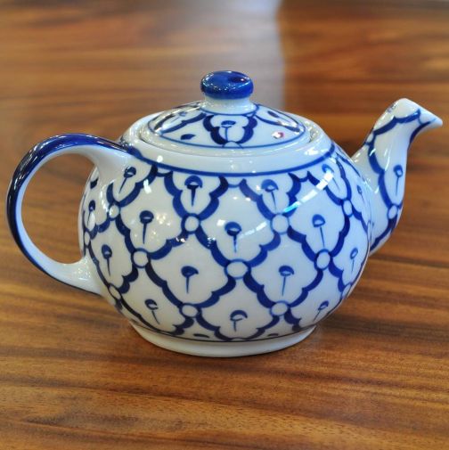 Thai ceramic Tea pot 12x18x10cm