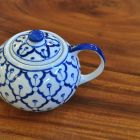 Thai ceramic Tea pot 12x18x10cm