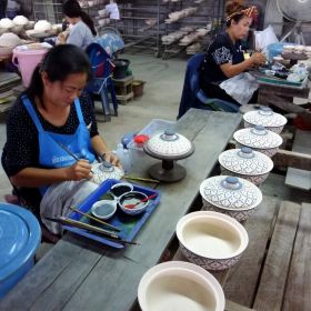 Thai ceramic Plate Pig 25x33x4cm