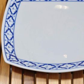 Thailändischer Keramik Teller quadratisch 23,5x23,5x3,5cm