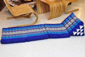 Thai triangle cushion blossoms blue 3 mats size L