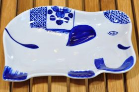 Thailändische Keramik Schale Elefant für Sauce und Gewürze 17,5x12x2,5cm