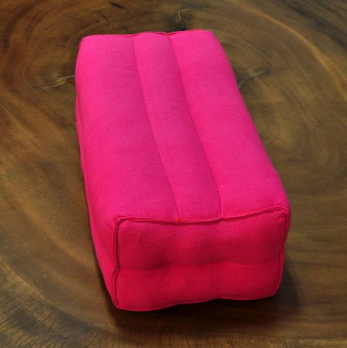 Small elongated Thai cotton pillow pink